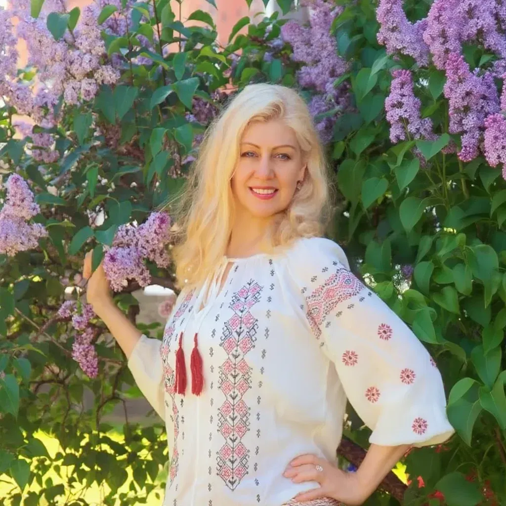 Ірина — професійний дизайнер інтер'єру та меблів у Вінниці